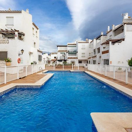 La Duquesa Apartment With Pool By Costarentals - Ref M8 Манилва Экстерьер фото